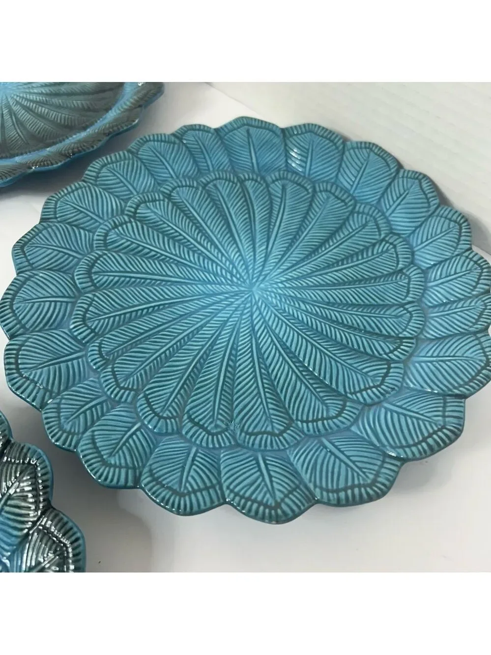 NIB Target John Derian Stoneware Feather Salad Plates Set of 4 Blue 9x1”